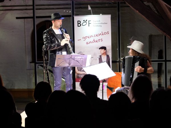 Duo Böf, Markus Renhart Klarinette, Michaela Bauer Akkordeon